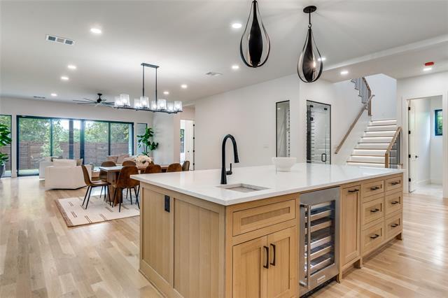 Building Photo - 8419 Craighill Ave