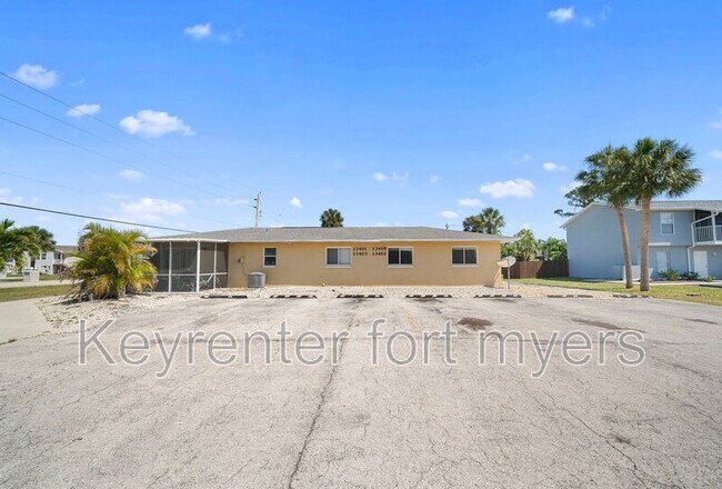 Building Photo - 13401 Pine Needle Ln