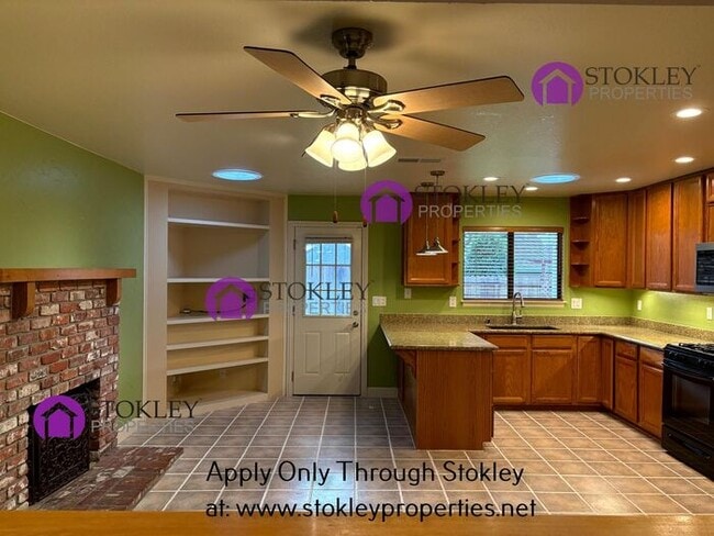 Building Photo - 1852 Olympic Dr