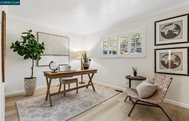 Building Photo - 1600 Springbrook Rd