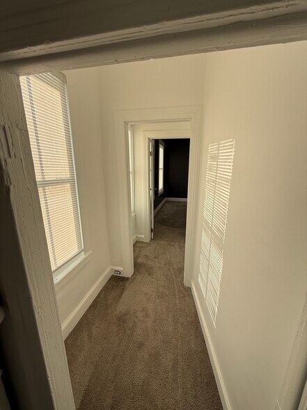 Building Photo - 56 S Pershing Ave