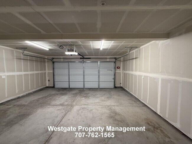 Building Photo - 209 Wellness Wy