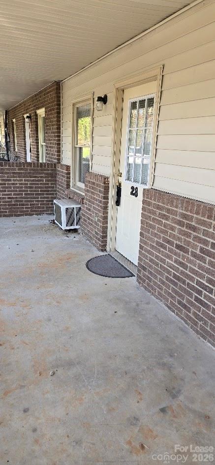 Building Photo - 517 Hickory St