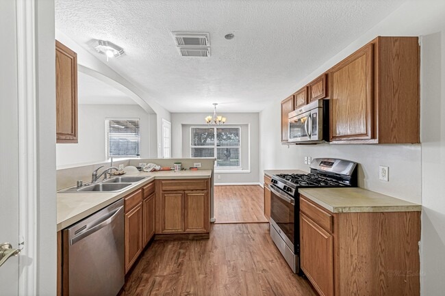 Building Photo - 20347 Hunterclif Ln