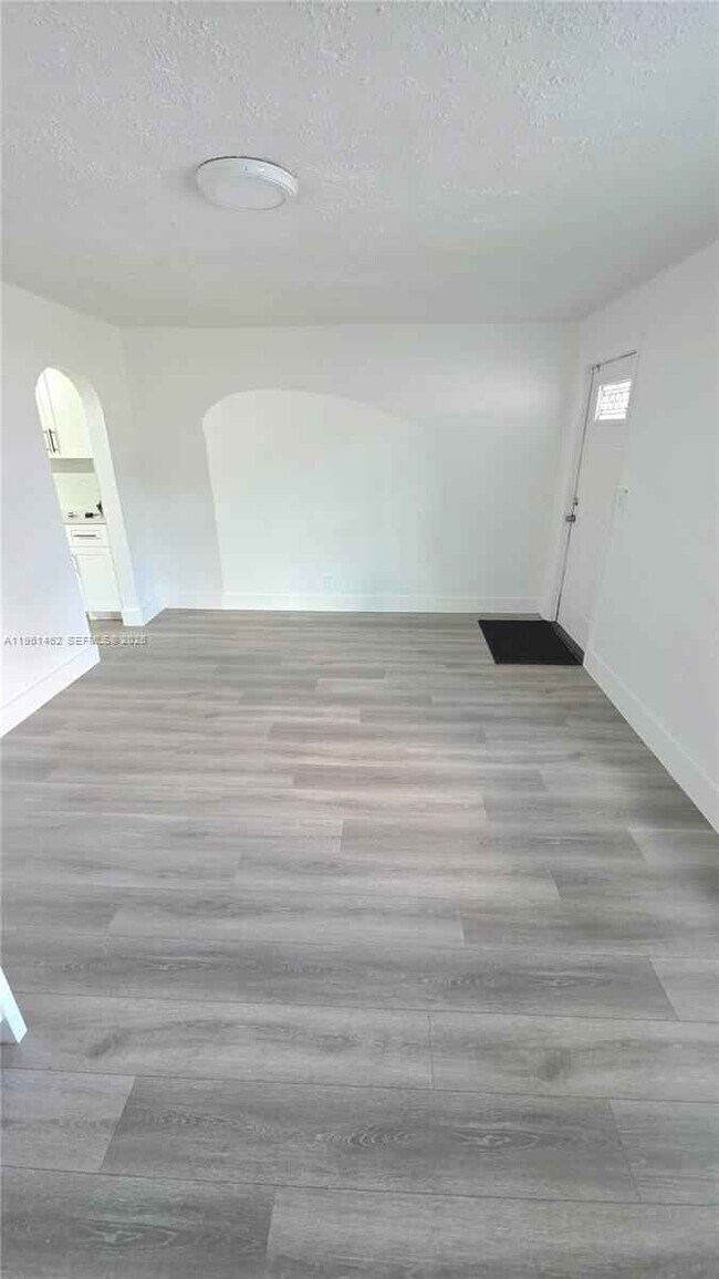 Building Photo - 6616 Raleigh St