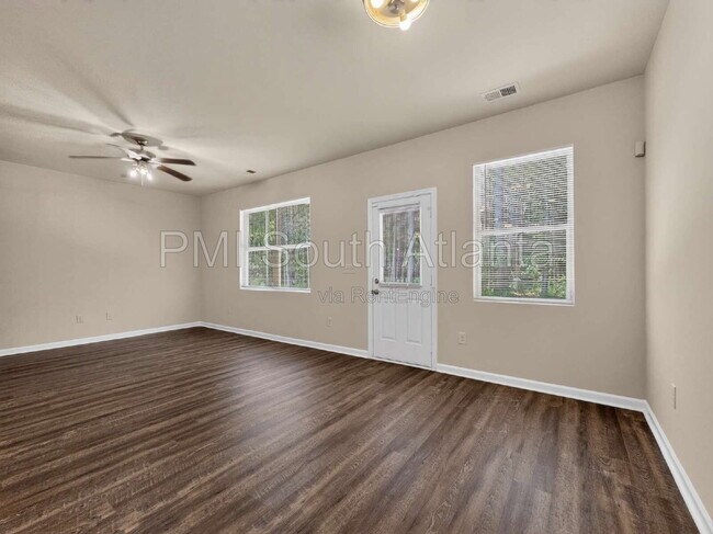 Building Photo - 6446 Grey Fox Way