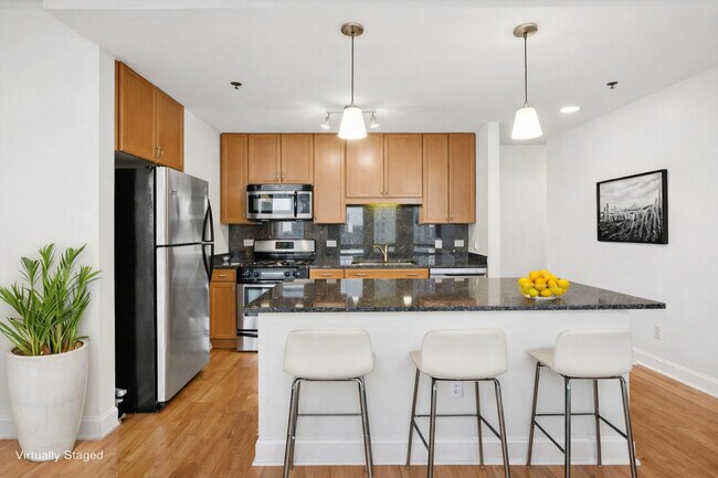 Building Photo - 1400 S Michigan Ave