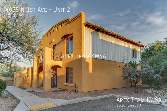 Building Photo - $1170 - Beautiful 3 Bed | 2 Bath Upstairs ...