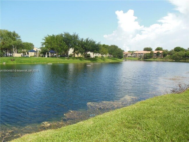 Building Photo - 7680 SW 156th Ct