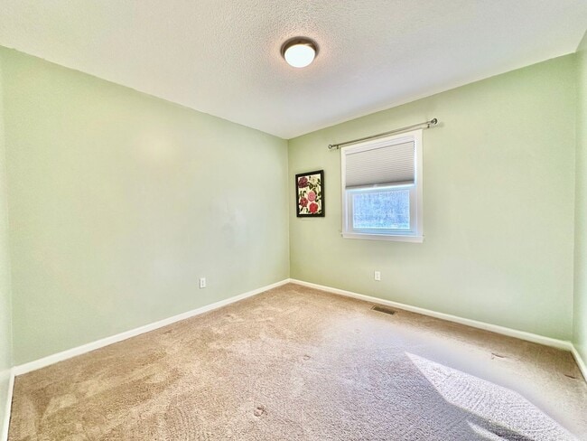 Building Photo - Updated 3BR Ranch | Large Lot, Deck & Modern Finishes – Minutes to Durham