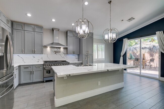 Building Photo - 10002 Long Barrow Ct