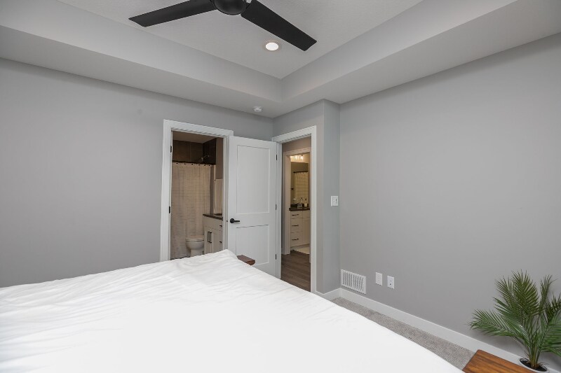 Building Photo - 3634 18th St SE