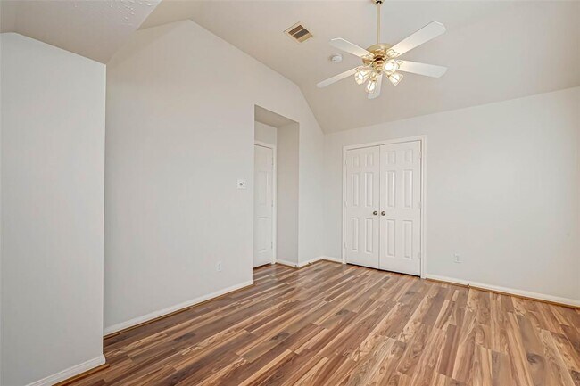 Building Photo - 6031 Bradworthy Dr