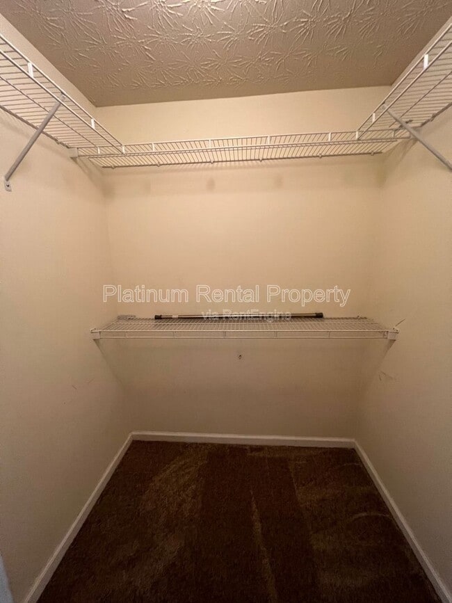 Building Photo - 4093 Laurel Bend Ct