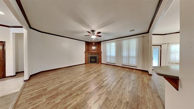 Building Photo - 9200 Stacy Lynn Ln