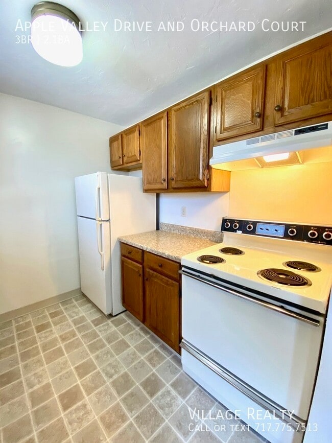 Building Photo - 110 Orchard Ct