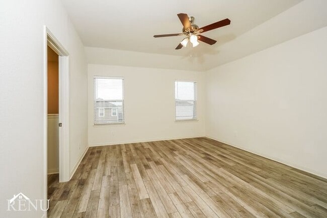 Building Photo - 2850 Citron Garden