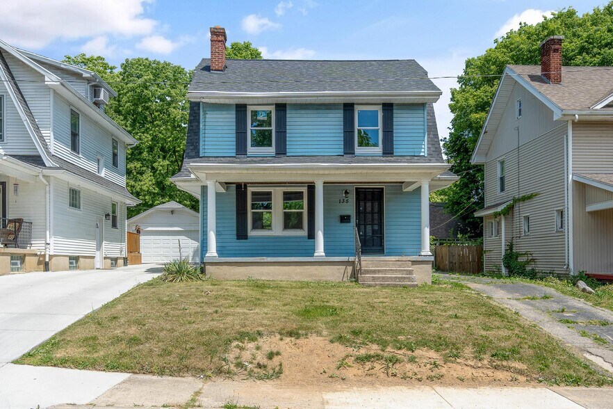 Primary Photo - 135 W Hudson Ave