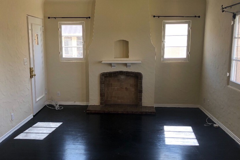 Primary Photo - 1620 Huntington Dr