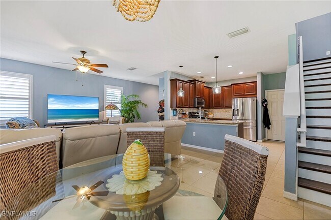 Building Photo - 10803 Alvara Way