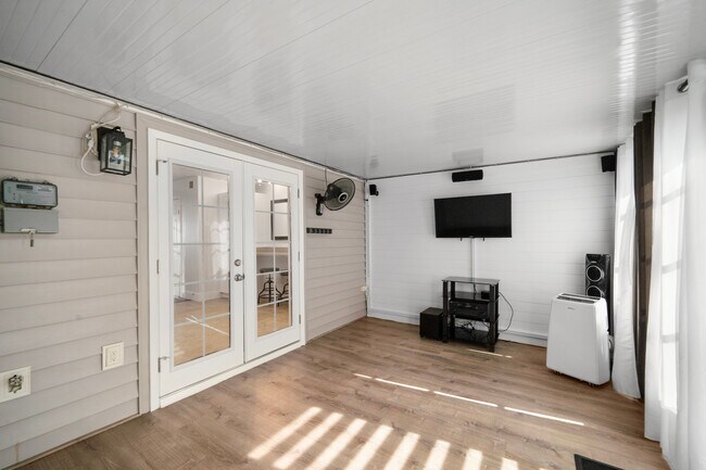 Building Photo - 11816 Cypress Hill Cir