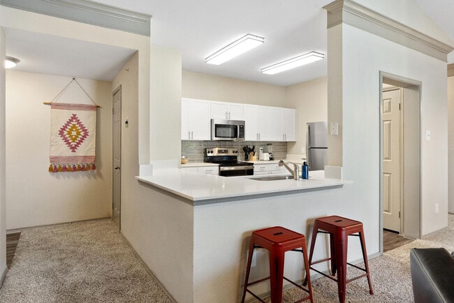 Building Photo - 12100 Metric Blvd