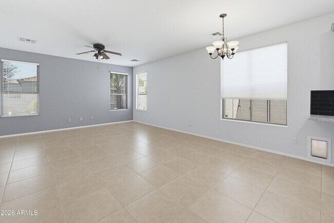 Building Photo - 12970 N 150th Ln