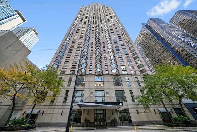 Building Photo - 401 E Ontario St