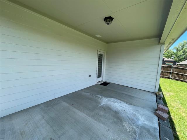 Building Photo - 350 Carlisle Dr