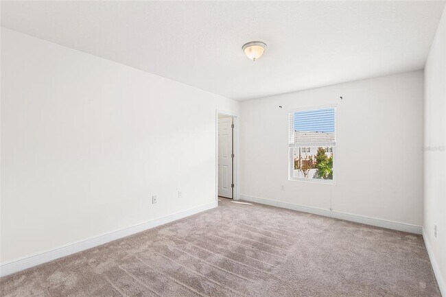 Building Photo - 1848 Oak Hammock Ct