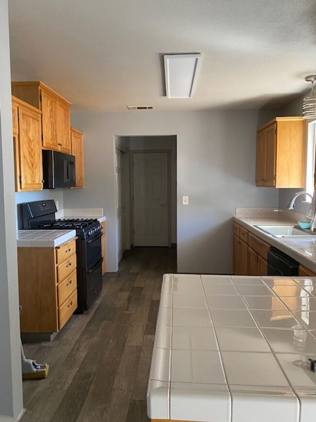 Building Photo - Peaceful Country Living on Thermal Road 3 ...