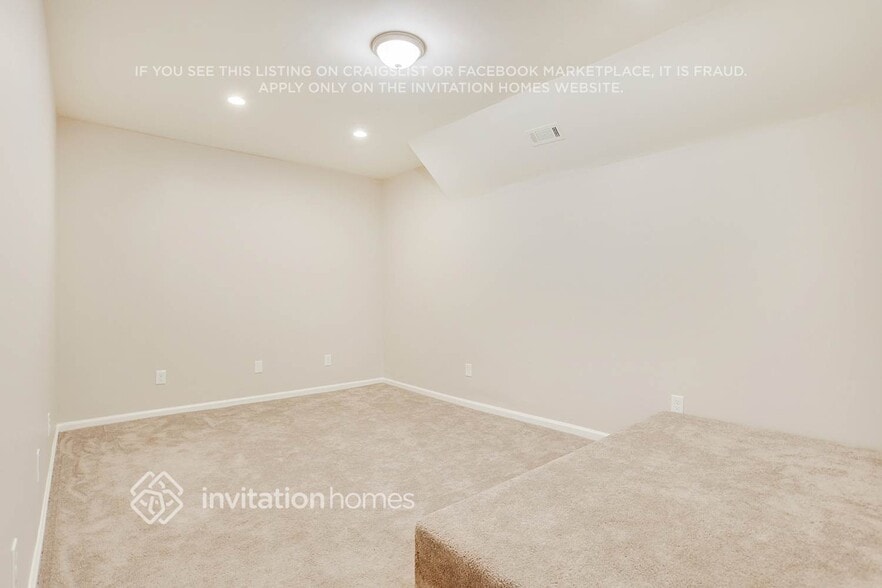 Building Photo - 948 Peel Castle Ln