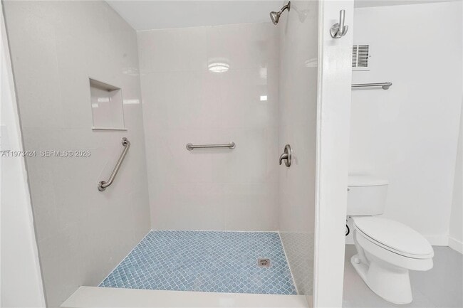 Building Photo - 151 SW 117th Ave