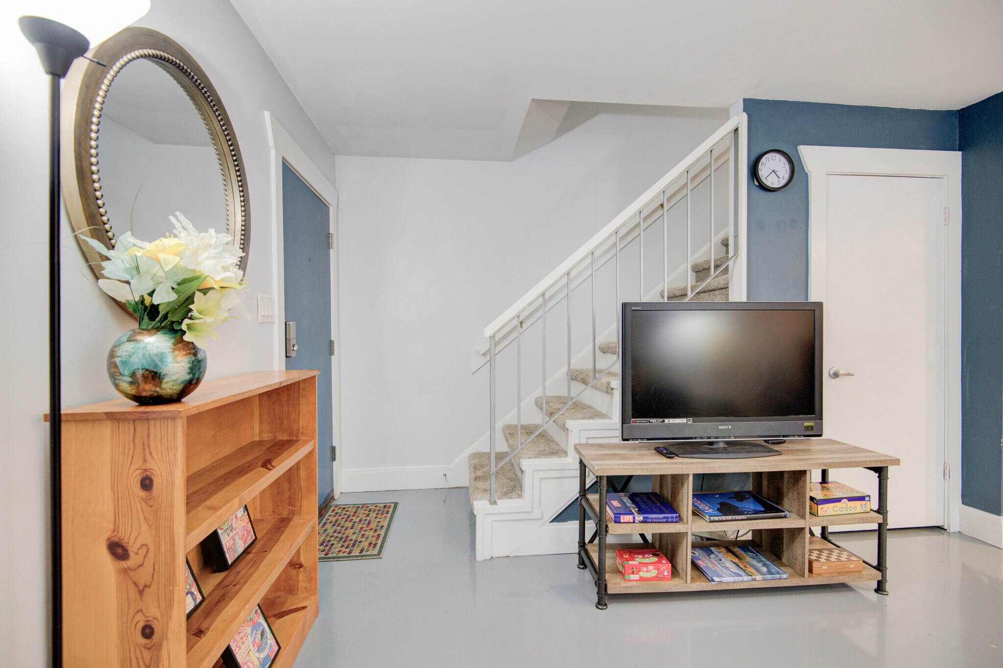 Building Photo - 636 Chipley Ave