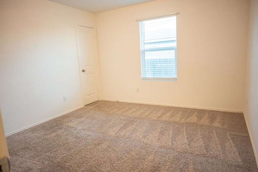 Building Photo - 423 Bluejack Wy