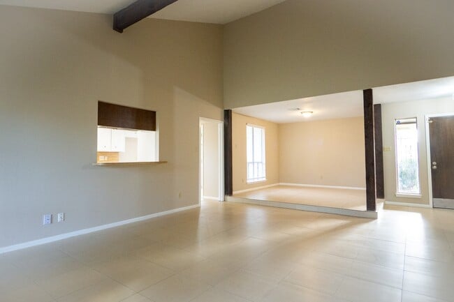 Building Photo - 7310 Westbranch Dr