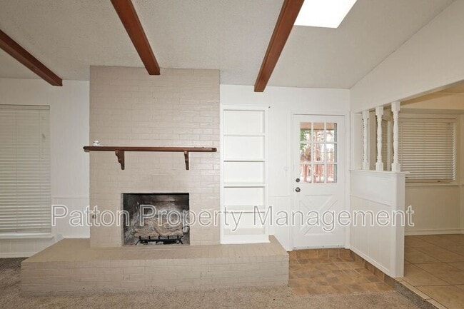 Building Photo - 7902 Gerald Dr