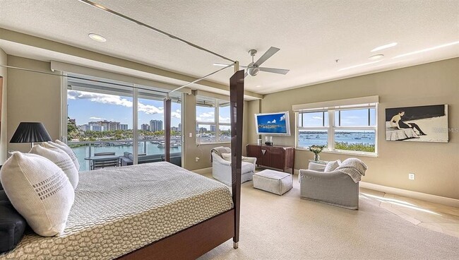 Building Photo - 650 Golden Gate Point