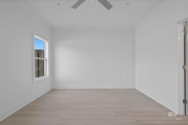 Building Photo - 501 Cotton Creek Dr