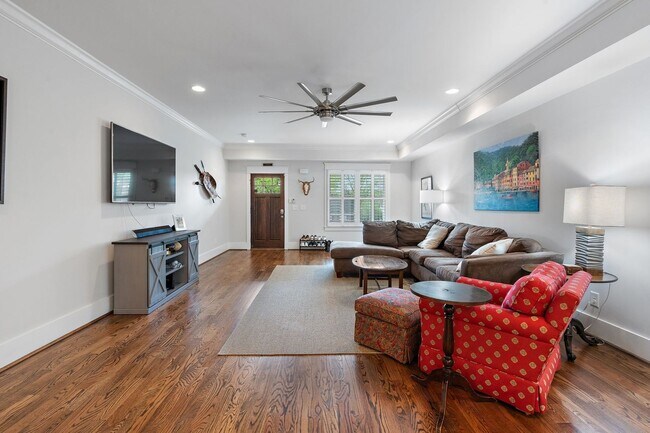 Building Photo - 414B St Francis Ave