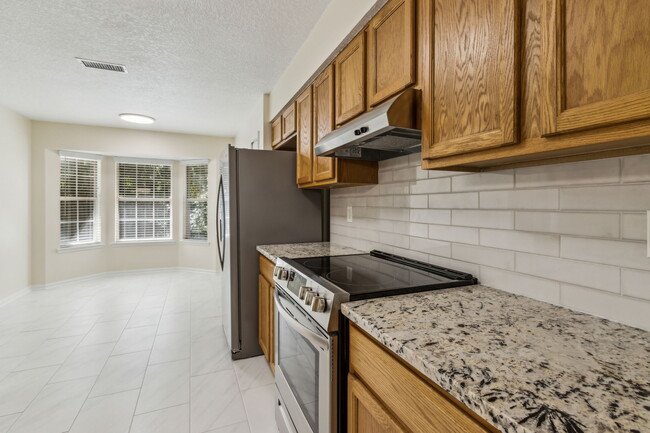 Building Photo - 4949 Windward Pl
