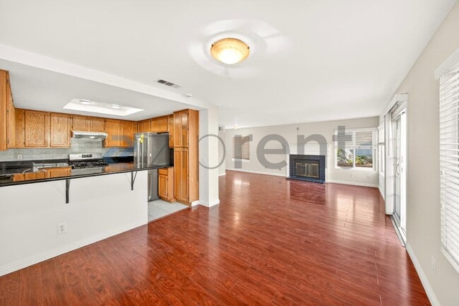 Building Photo - 6637 Alberta Pl