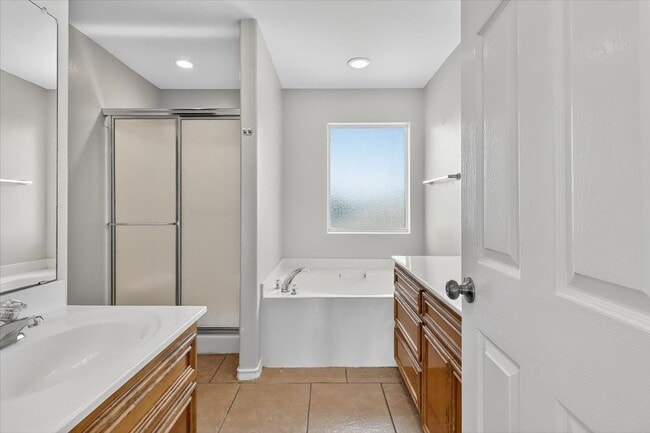 Building Photo - 6901 Windy Cove Cir