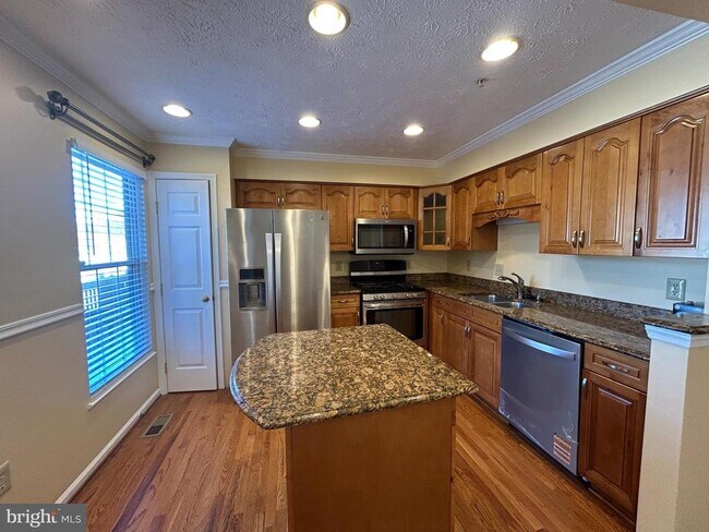 Building Photo - 8614 Accokeek St