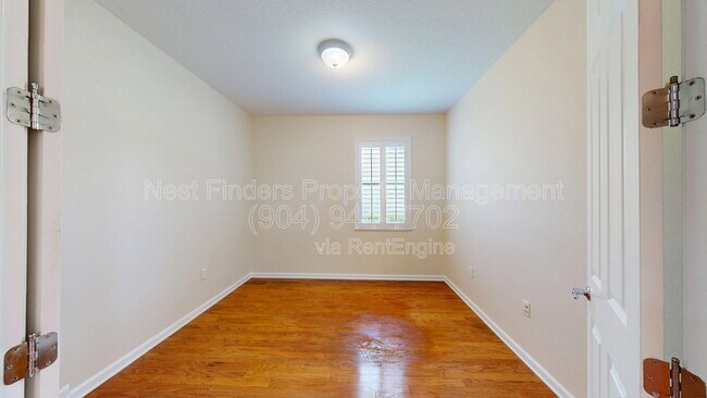 Building Photo - 453 River Run Blvd