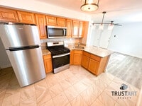 Building Photo - 2 Bedroom condo in Bustleton Philadelphia