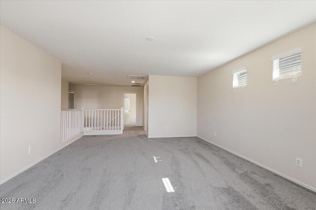 Building Photo - 7119 W Golden Ln
