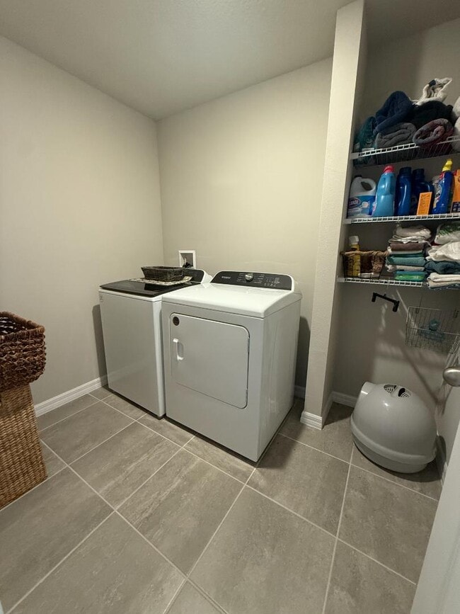 Building Photo - 3919 Radiant Mountain Dr