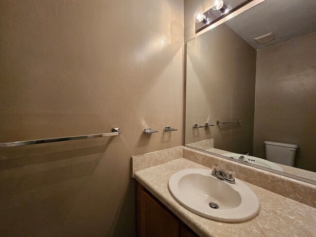 Building Photo - DEEP CREEK