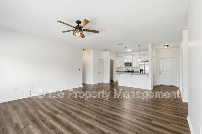 Building Photo - 6013 Settlement Ct